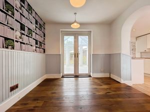 Photo 6- click for photo gallery